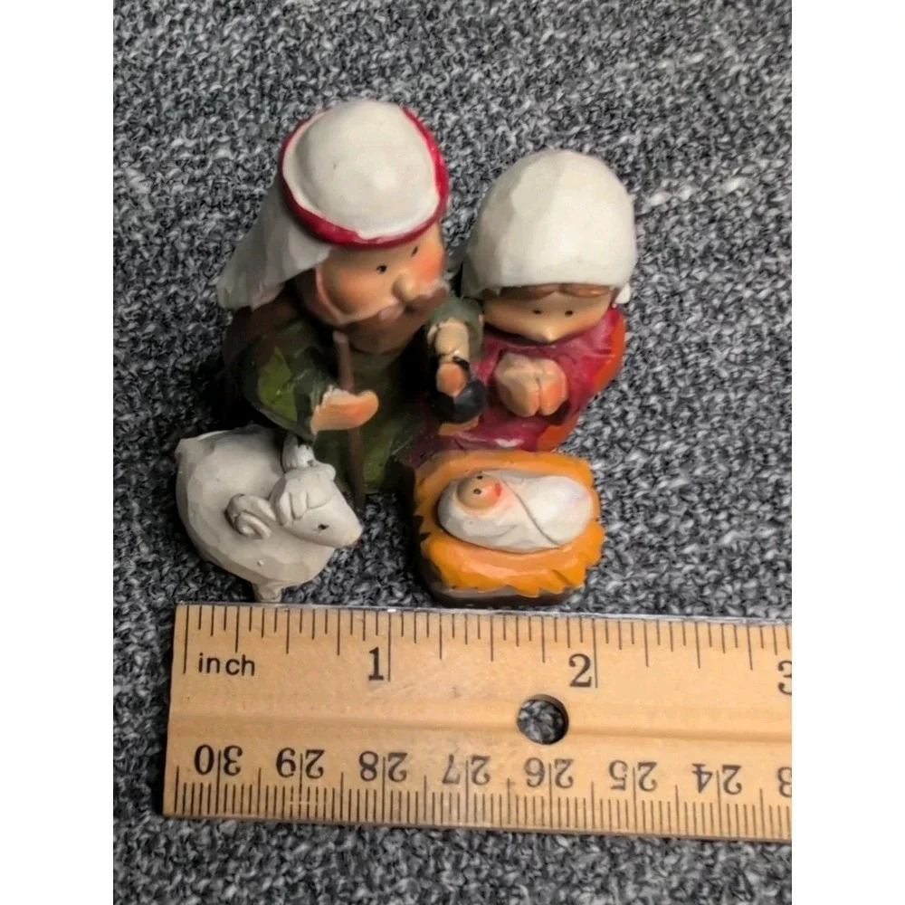 Holy‎ Family Nativity Figurine Mary Joseph Baby Jesus Resin Christmas 2.25